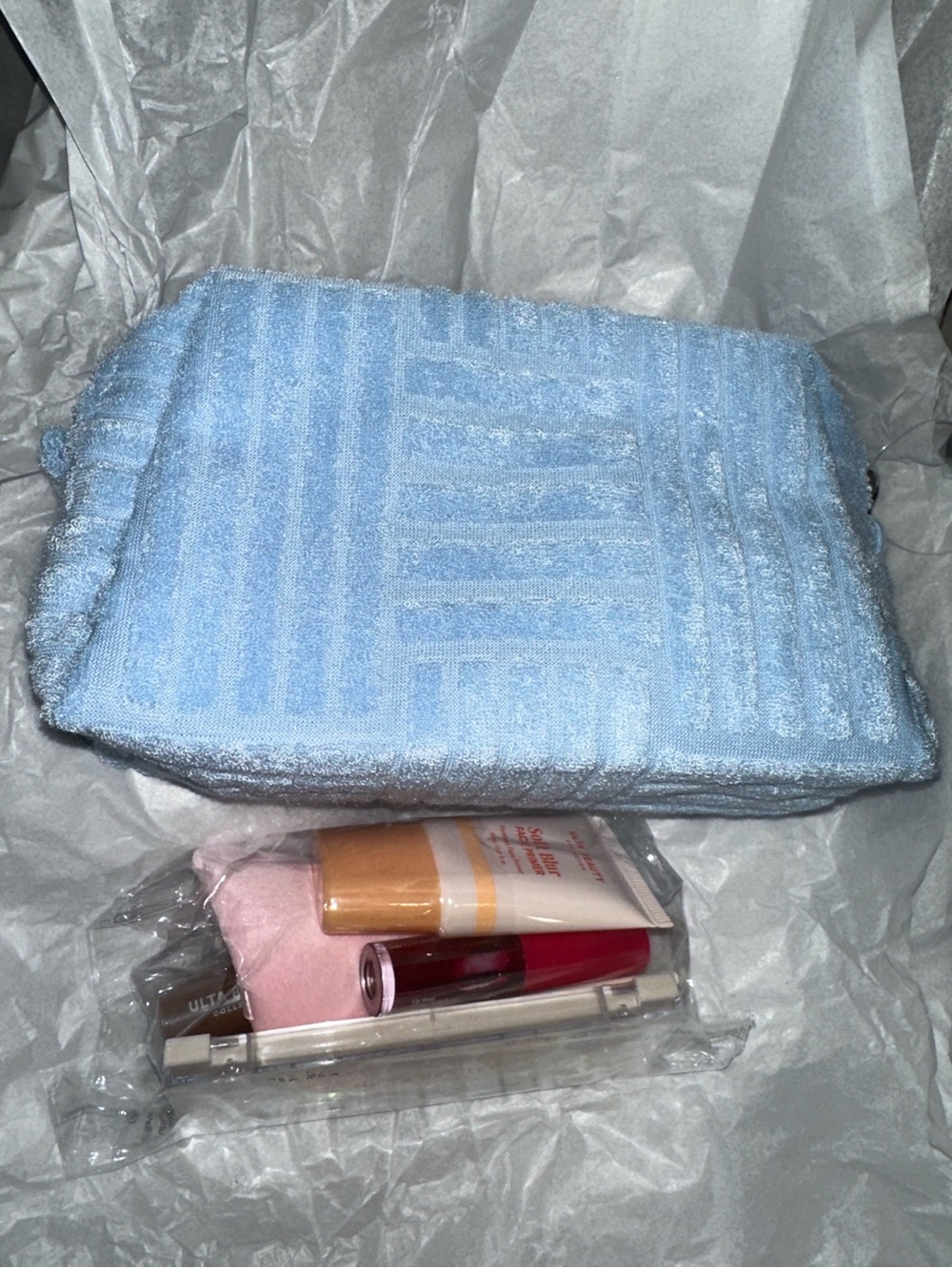 NWT 2026 ULTA Beauty Collection 8pc Makeup Gift Set with Blue Terry Cosmetic Bag